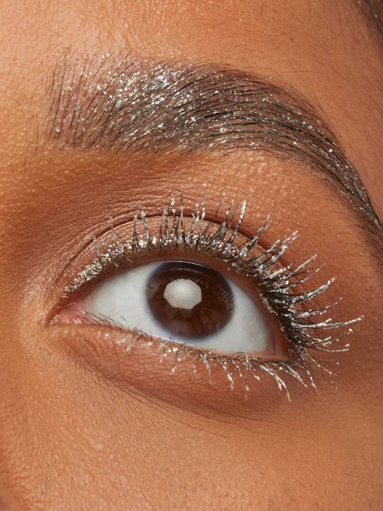 glitter mascara step 1