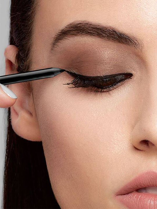 36 38 langanhaltendes makeup super stay 24h step 2 540x720 1