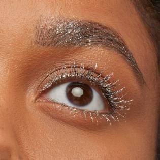 glitter mascara article image
